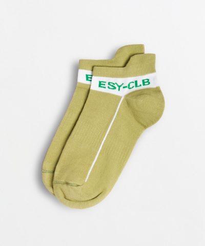 Low cut [BAGH E PESTE]